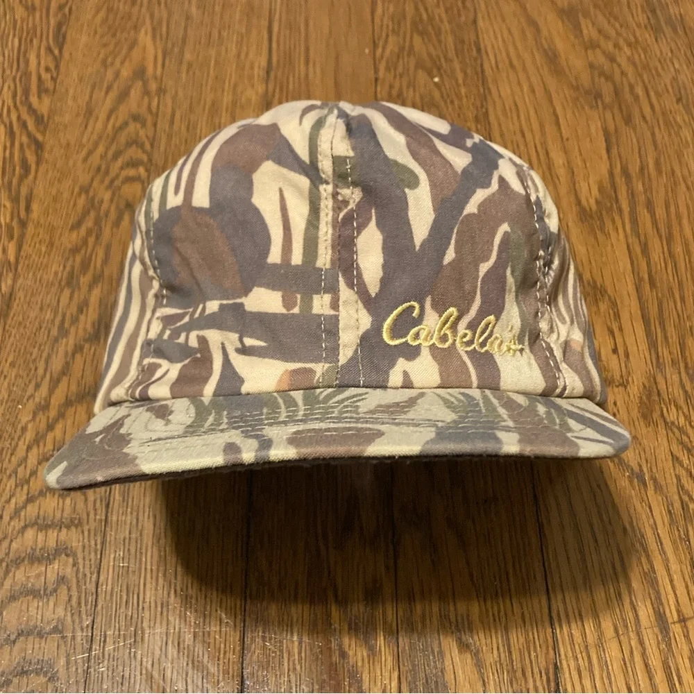 Vtg CABELA’S CAMO TRAPPER CAP